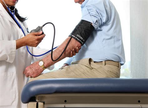 Symptoms Of Low Blood Pressure And When To See A Healthcare Provider