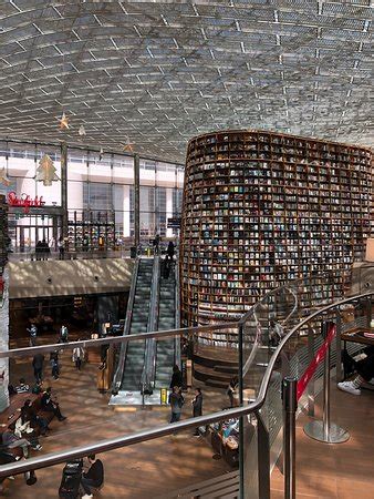 Starfield library is an open public library with 50,000+ books. Starfield Library (Seoul) - 2019 All You Need to Know Before You Go (with Photos) - Seoul, South ...