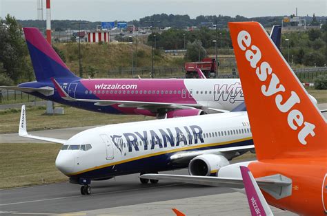 Jetzt stellt sich nur die frage: Ryanair, Easyjet: Wann buche ich Flüge am günstigsten?