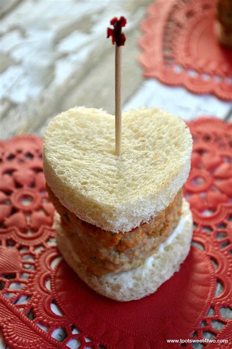 Charming Little Mini Sweetheart Meatloaf Sandwiches Toot