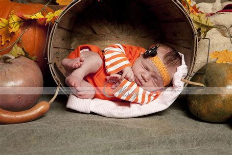 Pin By Photography By Misty On Photography By Misty Newborn Halloween