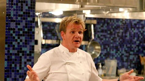 Celebrity chef Gordon Ramsay slams pineapple on a pizza, fuelling a