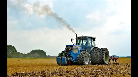 Ford Tw 35 Stubble Cultivation Youtube