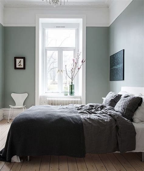 10 Sage Green And Gray Bedroom Decoomo