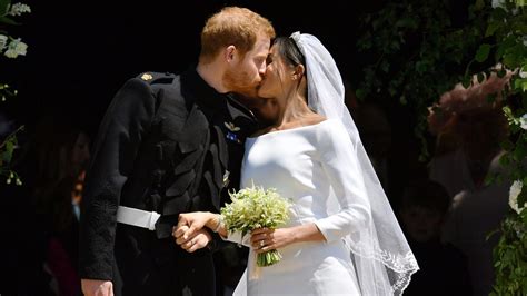 Prince harry and meghan markle's sweetest moments. See Prince Harry and Meghan's kiss on the chapel steps ...