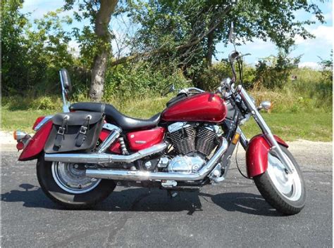 2004 honda shadow sabre all your motorcycle specs, ratings and details in one place. 2004 Honda Shadow Sabre (VT1100C2) for sale on 2040-motos