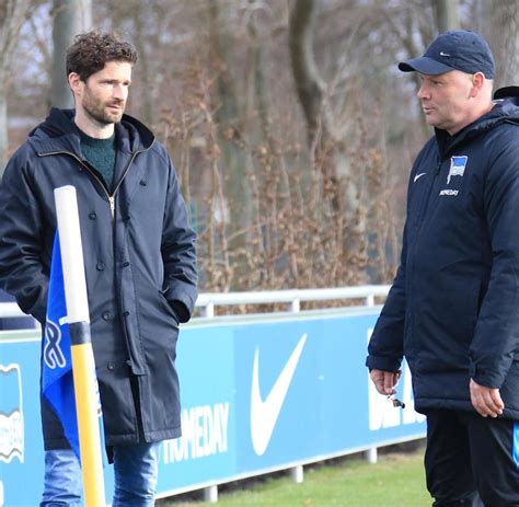 Runde in der deutschen bundesliga empfängt hertha bsc heute den sc freiburg. Hertha-Sportdirektor Friedrich optimistisch - WELT