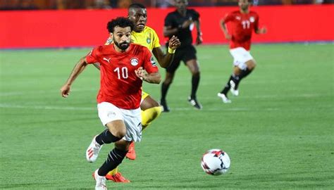 منتخب مصر لكرة القدم أو منتخب الفراعنة هو الممثل الرسمي لمصر في رياضة كرة القدم. خاص.. مدرب منتخب مصر يفسر تذبذب مستوى صلاح أمام زيمبابوي