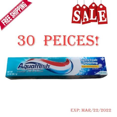 Aquafresh Extra Fresh Whitening Fluoride Toothpaste Fresh Mint 3 Oz