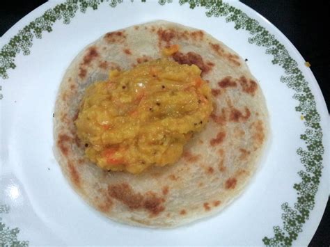 Kali ini saya menggunakan resepi yang biasa saya gunakan apabila membuat kuah lodeh sejak berbelas tahun yang lalu. Resepi kuah dhal roti canai