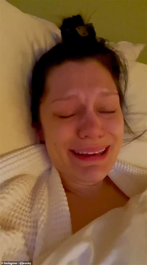 Pregnant Jessie J Breaks Down In Tears And Vomits In Candid Footage From Her First Trimester