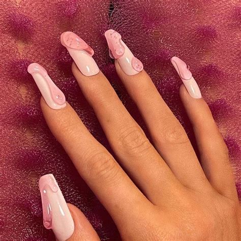 Kylie Jenner Pink Nails