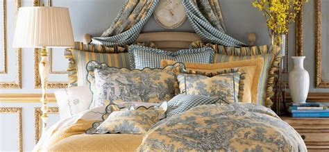 The best quilt sets for a cozy night's sleep, according to textile experts. French Country Toile Bedding Sets | Beautiful Rooms ...