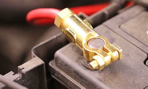 Corrosion on the battery terminals appear due to a chemical reaction where hydrogen gas is released from the acid in the car battery. Car Battery Terminal End Failure Symptoms | For The First ...