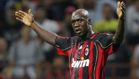 By using this website, you agree to our use of cookies. Clarence Seedorf Reveals the 3 Premier League Clubs He ...