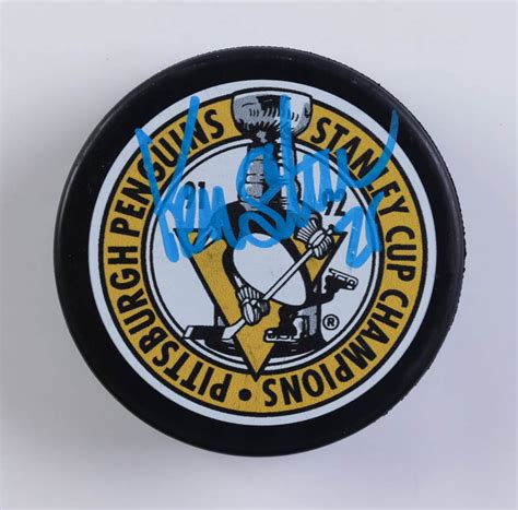 Kevin Stevens Signed Penguins Stanley Cup Champions Logo Hockey Puck
