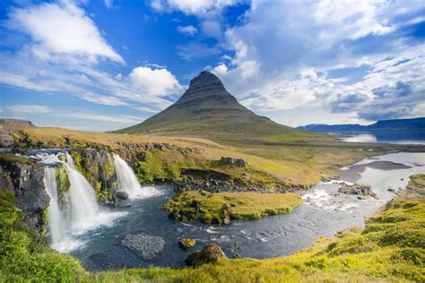 Why Iceland Is A Hot Destination