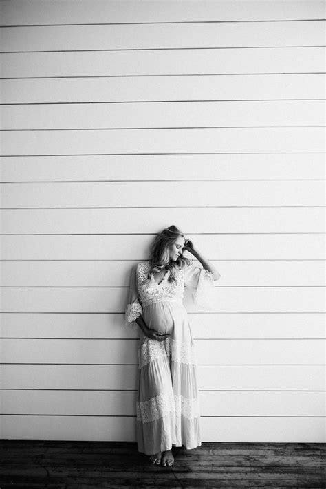 Top 50 Maternity Photo Poses To Try Maternity Photography Poses Unique Maternity Photos
