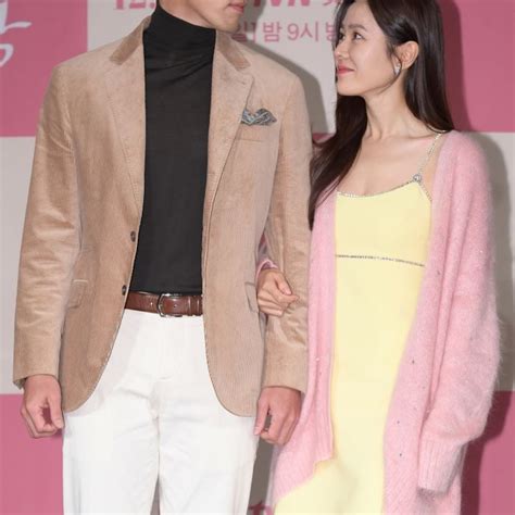 F S De Pousando No Amor Comemoraram O Noivado De Hyun Bin E Son Ye Jin