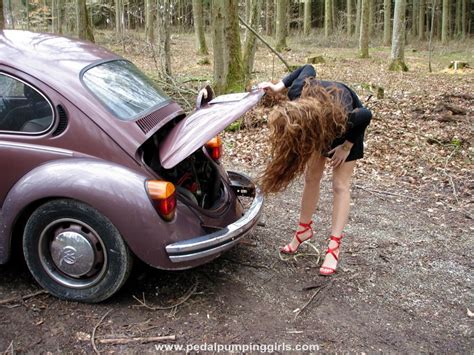 Vw Beetle Cranking Pedal Pumping High Heeled Sandals