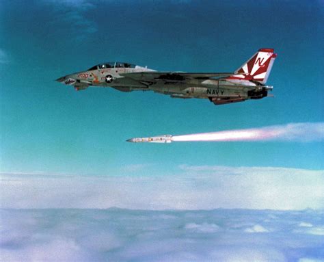 F 14 Tomcat Sundowner Squadron Fires Off A Phoenix Missile Fighter