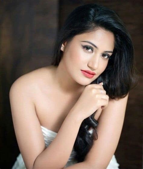 Surbhi chandna is a beautiful indian model and television actress, she was featured in several commercial ads. Surbhi Chandna Biography, Age, Height, Boyfriend, Career ...