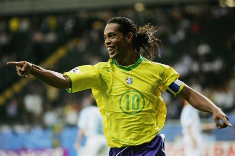 Ronaldinho Retires Barcelona And Brazil Icons Football Career Is