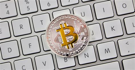 Bitcoin machine is a bitcoin trading software which promises to deliver a method to making passive income online.with only a deposit of $250, users claim to make up to $1k per day using this robot. How to Make Money from Bitcoin Faucets Update - The Mac ...