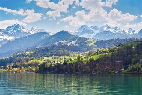 Discover Lake Thun Switzerland: The Perfect Trip from Interlaken