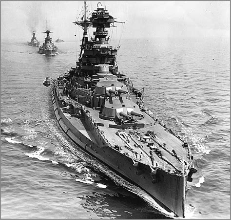 Vintage Photographs Of Battleships Battlecruisers And Cruisers Queen