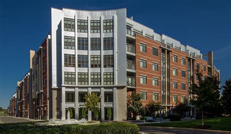 Located in the heart of crystal city, this property is just minutes from downtown dc, the pentagon and old $1,850 condo for rent in arlington, virginia. Lofts_Arlington_VA | Loft style apartments, One bedroom ...