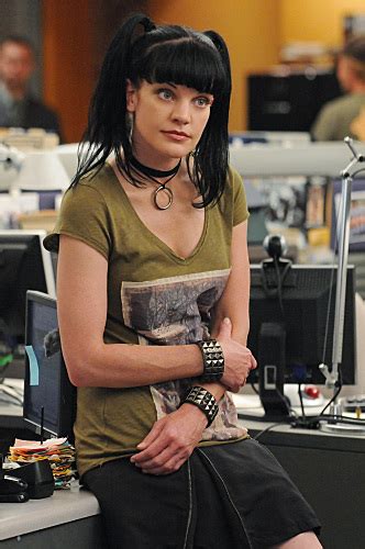 Foto De Pauley Perrette Navy Investigación Criminal Foto Pauley