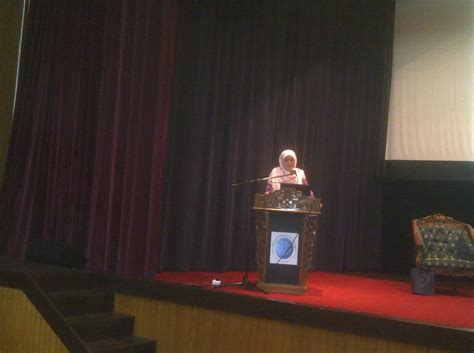 We did not find results for: Dr Shafie Abu Bakar: Kajian Naskhah Kesultanan Melayu ...