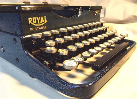 Oztypewriter The First Royal Portable Typewriter 90 Years Ago Today
