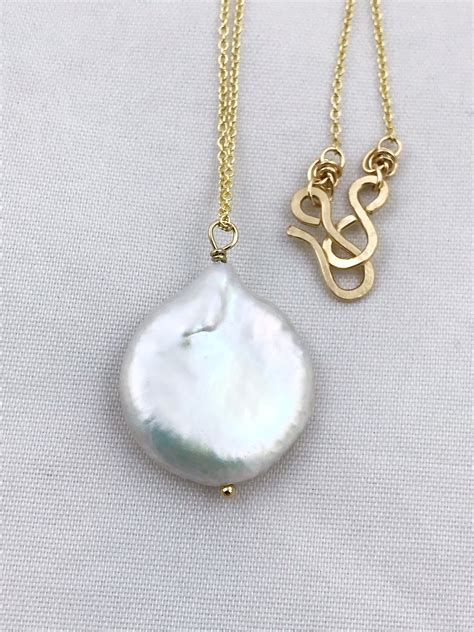 Ivory Cream Pearl Pendant Necklace 14k Yellow Gold Filled Large