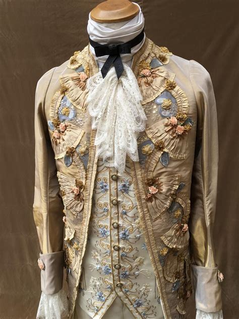 1700 Rococo Costume For Men Etsy Rococo Fashion Royal Clothing