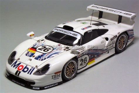 The amg gt is available in a handful of configurations, with performance and price that line up fairly neatly with the 911. UT models Porsche 911 GT1 Le Mans 1997 1/24 scale