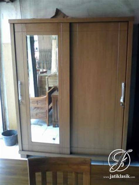 Perakitan lemari pakaian 2 pintu sliding. Jual Lemari Pakaian Minimalis 2 Pintu Sliding | Jati Klasik
