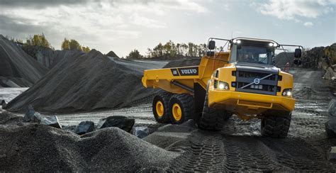 Louez Votre Tombereau Articulé A30g De Volvo Ce Chez Smt Rental Smt