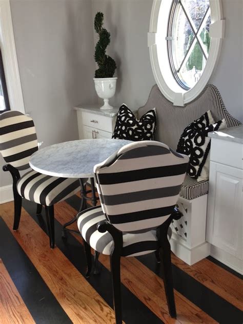 Choose from the latest small balcony furniture and patio sets in stylish designs. Marble Top Bistro Table for Home or Cafe - HomesFeed