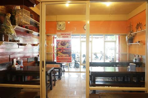 Sup tulang sum sum sapi maknyuuussss! Warung Leko - Wisata Bojonegoro