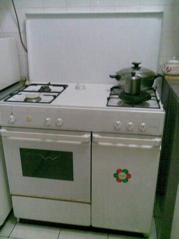 Upgrade and choose a convection oven for the best cooking experience! Kitchen Gas Stove with Oven FOR SALE from Penang ...