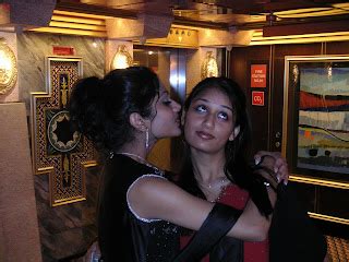 Enjoy Indian Real Life Kissing Indian Girls