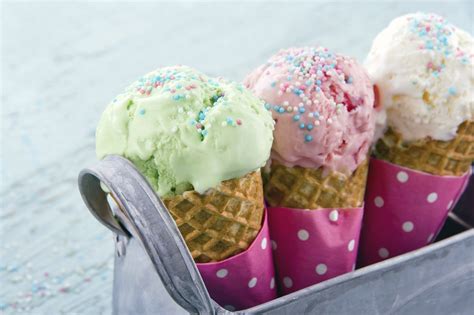 National Ice Cream Month Best Ice Cream Shops The Lakeside Collection
