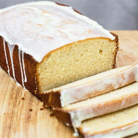 Giada's homemade pound cake is so sweet, light and fluffy that all it needs is a simple strawberry topping — no need for an icing or a glaze. Eggnog Pound Cake + an Amazon Gift Card Giveaway | The ...