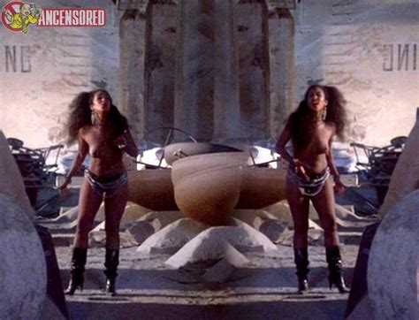 Naked Marsha A Hunt In Howling Ii Your Sister Is A Werewolf