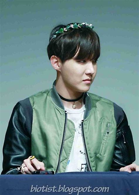 Jhope In Green Armys Amino