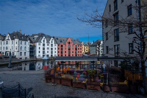 Walking Tour Of Ålesund Norway Kat Masterson