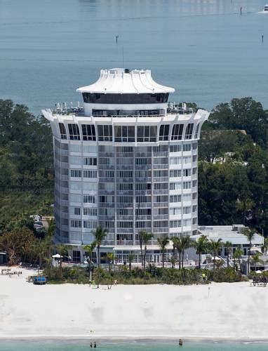 Grand Plaza Hotel Beachfront Resort In St Pete Beach Florida