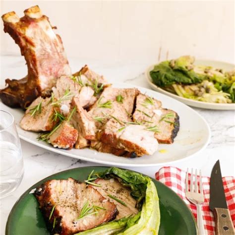 Maybe you would like to learn more about one of these? Tagliata di carré di vitello con insalata romana | Ricette ...